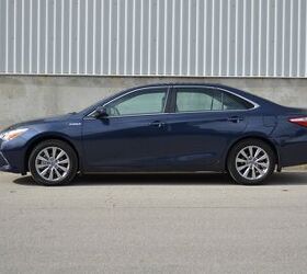 2015 Toyota Camry Hybrid Review