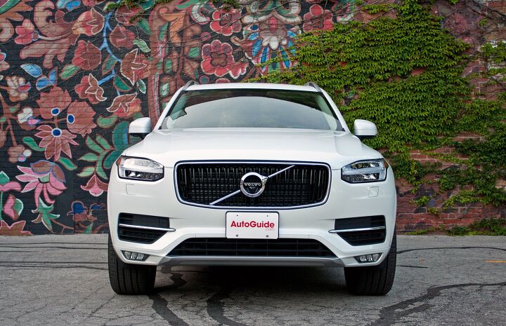 2016 Volvo XC90 T6-31