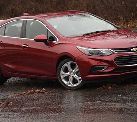 https://cdn-fastly.autoguide.com/media/2023/06/07/12314725/2017-chevrolet-cruze-hatchback-premier-review-curbed-with-craig-cole.jpg?size=720x845&nocrop=1