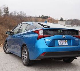 2019 Toyota Prius and Prius AWD Review | AutoGuide.com