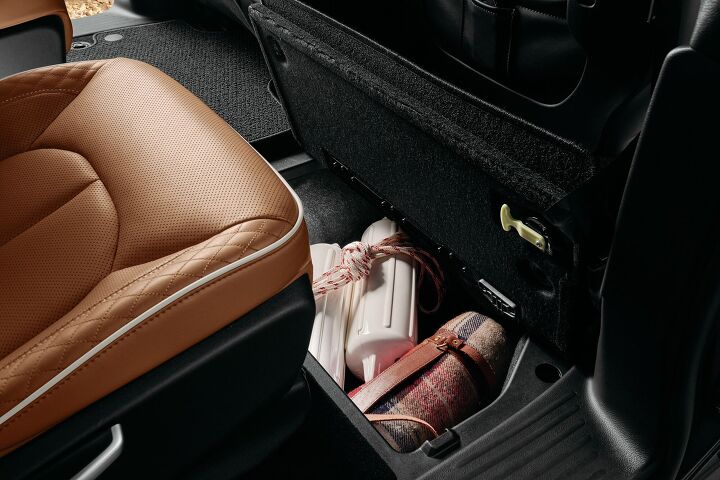 The 2021 Chrysler Pacifica Pinnacle model offers best-in-class total storage, including floor storage bins.