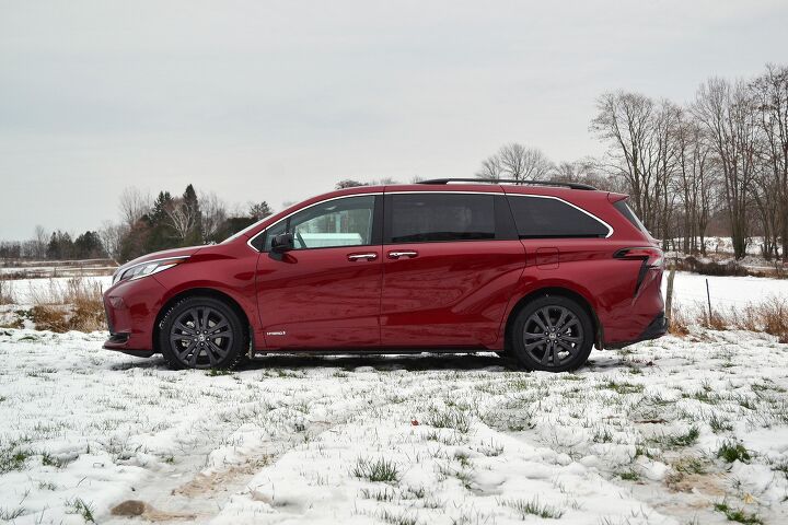 2021 toyota sienna review first drive