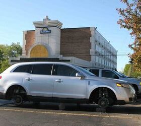 Lincoln MKT Press Car Gets Wheels Jacked in Detroit