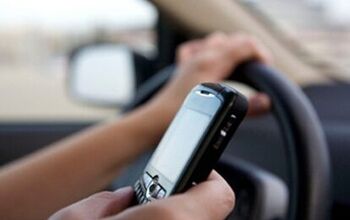 Parents Text as Much as Teens While Driving