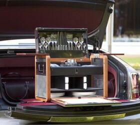 Eat Out of the Trunk With Rolls-Royce's Bespoke Picnic Set