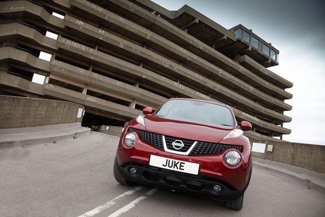 Nissan Juke Pays Tribute To Classic Gangster Film "Get Carter"