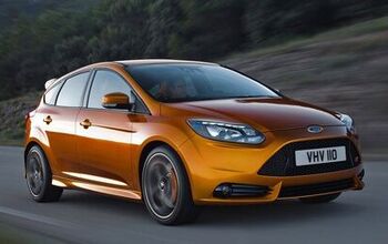 Ford Focus ST Revealed as 247-HP Hot Hatch [Paris 2010]