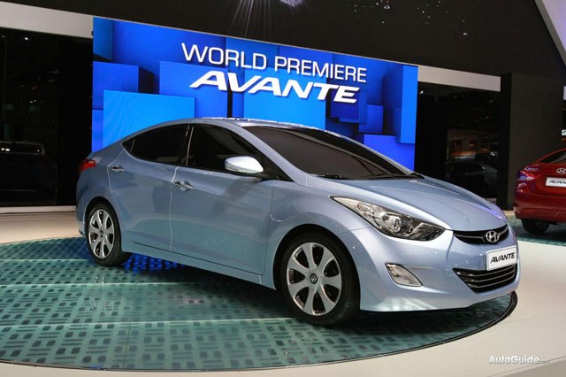 2011 Hyundai Elantra Details Revealed