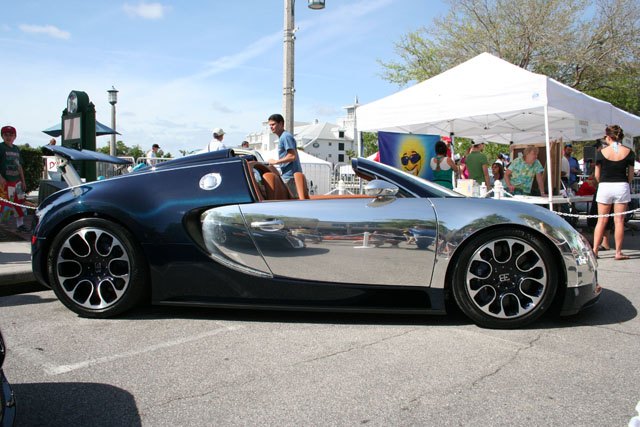 jay z gets bugatti veyron grand sport from beyonce for his 41st birthday