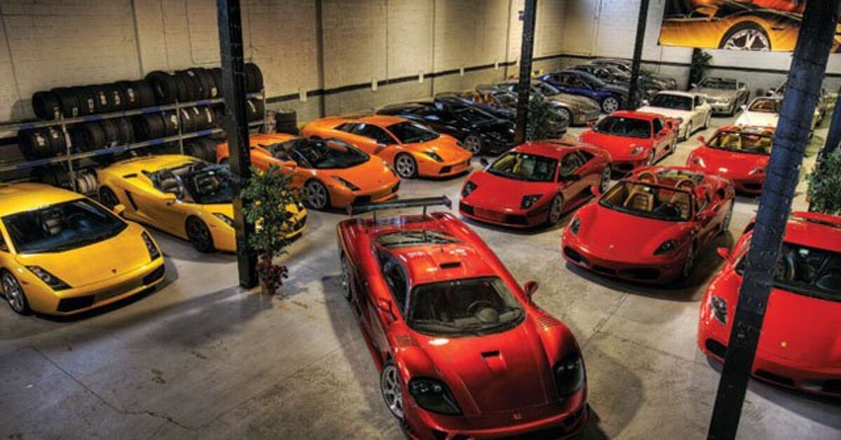 Cars With Fast Food Meals on Wheels Delivers Fast Food With Exotic Cars | AutoGuide.com