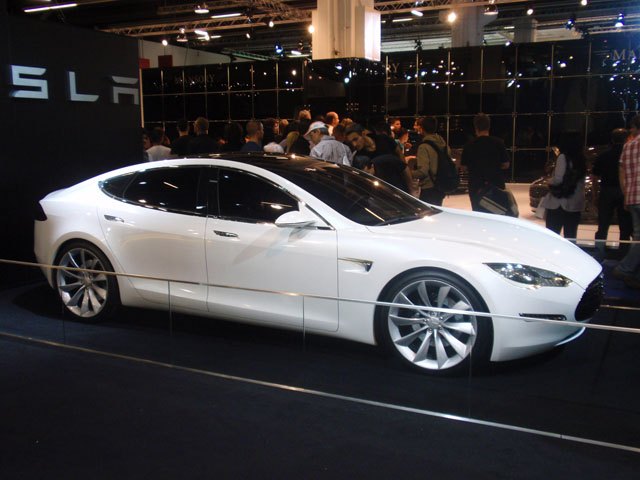 Tesla Model S To Launch With Three Trim Levels Denoting Different Battery Ranges
