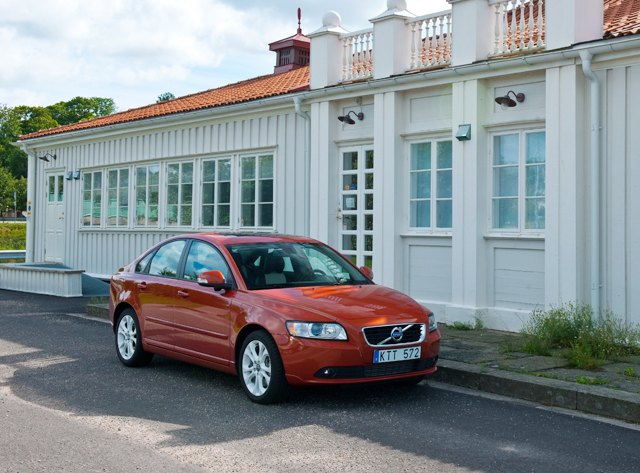 volvo s40 recalled 13 vehicles may be repalced due to structural flaws