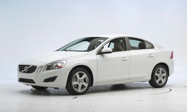 2012 Volvo S60 Drives Away With IIHS Top Safety Pick Award