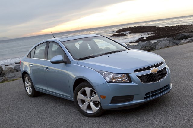 2011 Chevrolet Cruze LTZ. X11CH_CZ088 (07/25/2010)