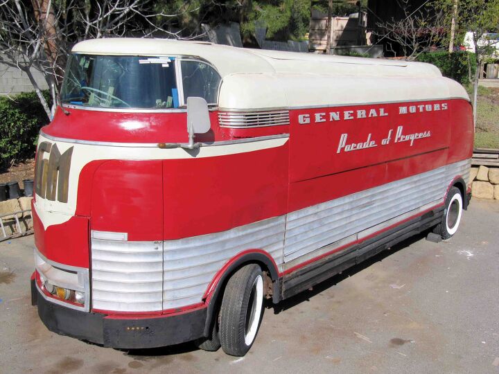 GM Futurliner Bus Up for Auction; Own a Piece of Americana