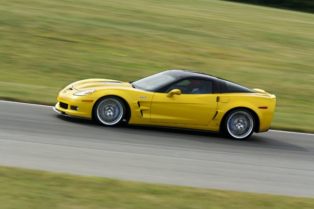 2009 Corvette ZR1. X09CH_CR123 (United States)