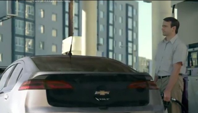gm calls out nissan over gas powered everything ad