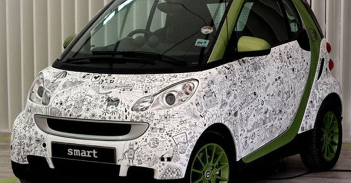 Smart ForTwo Illustrated With Futuristic Tweets | AutoGuide.com