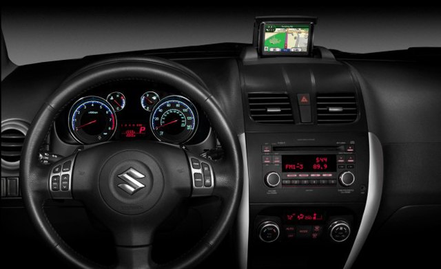 U.S Spec Suzuki SX4 Will Keep Removable Garmin Nav Unit