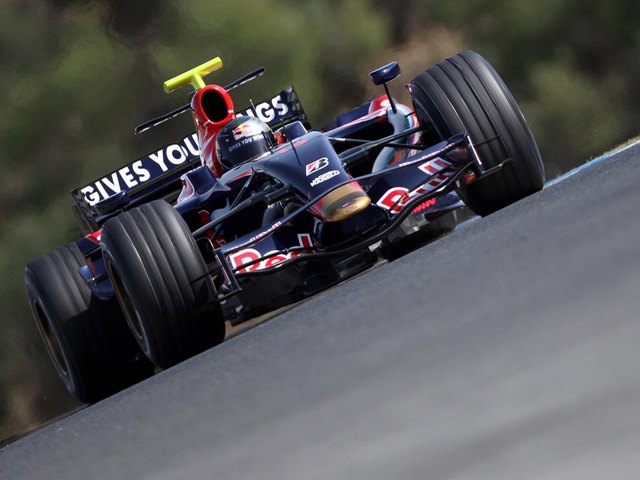 Formula 1 Approves V6 Turbo To Launch In 2014