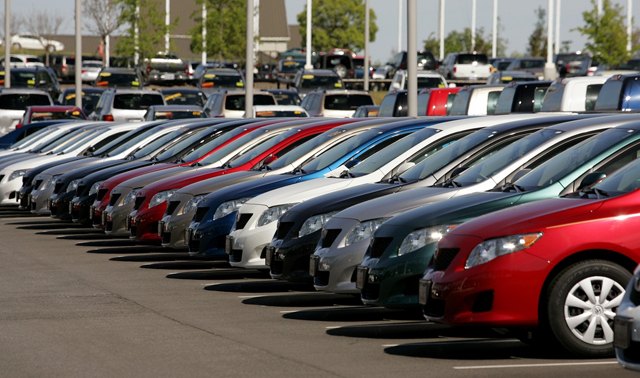 U.S Auto Industry Recalls Declining