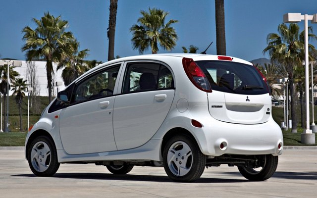 Mitsubishi I-MiEV Electric Car Overtakes Chevy Volt, Nissan Leaf MPGe Ratings