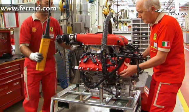 Building A Sophisticated Ferrari Engine [Video]