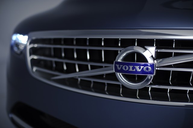 Volvo to Phase Out 5-Cylinder, 6-Cylinder Engines