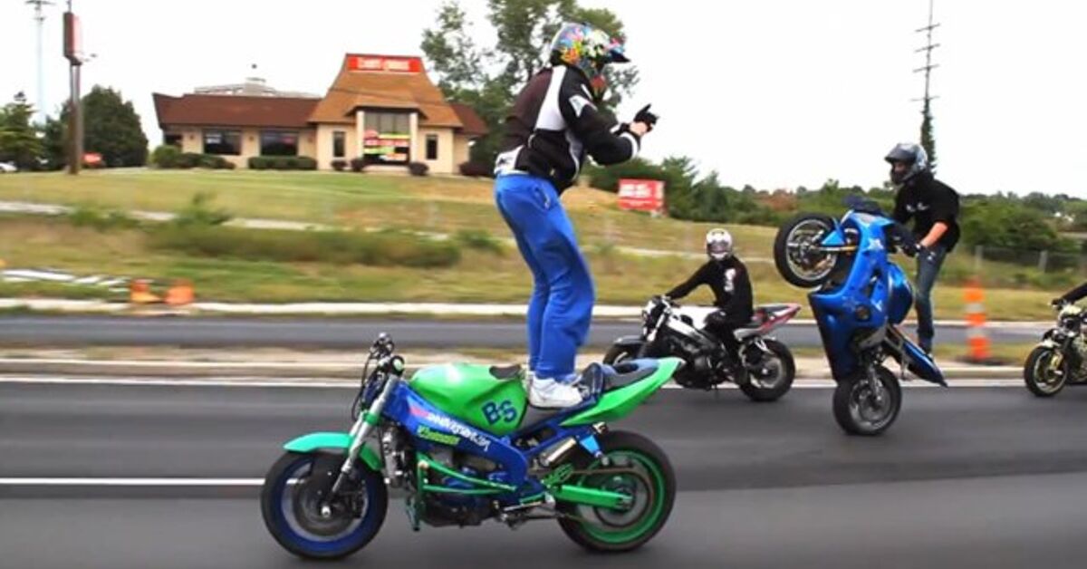 Watch Motorcycle Stunt Riders Take Over St. Louis in This Amazing ...