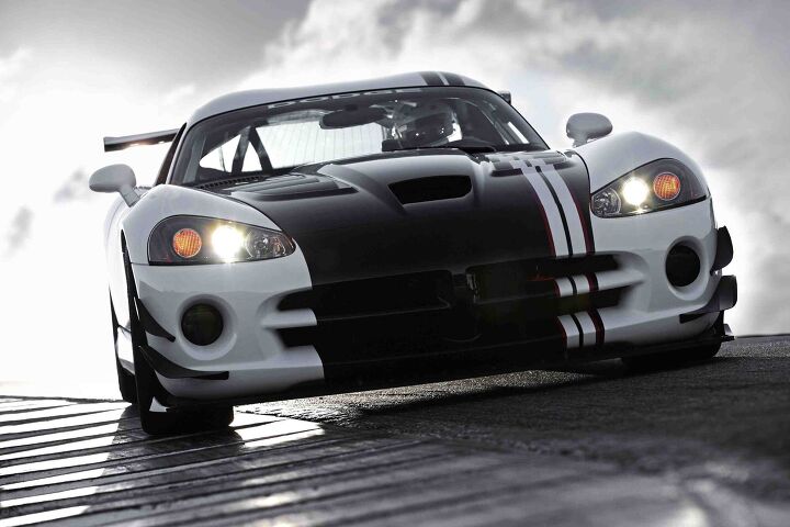 NASCAR, Drift and GT Racers Compete in Viper Celebrity Challenge; Airs Sunday on Versus