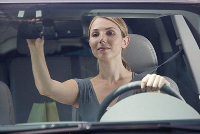 Battle Of The Sexes: Which Gender Is The Safer Driver?