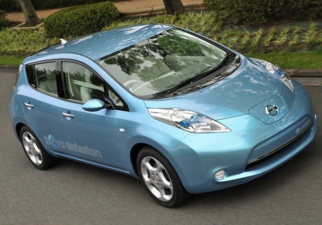 Nissan Developing 10-Minute Electric Car Charger