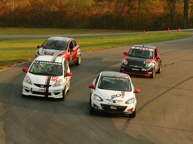 Fiat 500, Ford Fiesta B-Spec Race Cars Undergo Testing