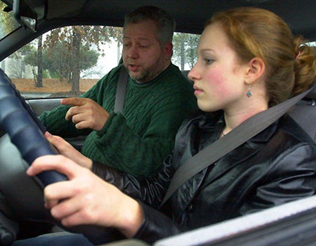 Study Finds Parents Teach Teens Bad Driving Habits