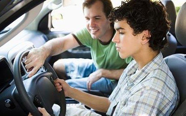 tips on teaching your teen safe driving skills