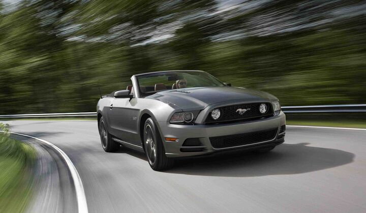 2013 Ford Mustang Gets Facelift, More Power