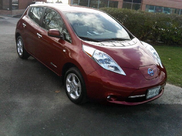 three days with the nissan leaf an emissions free adventure in tweets