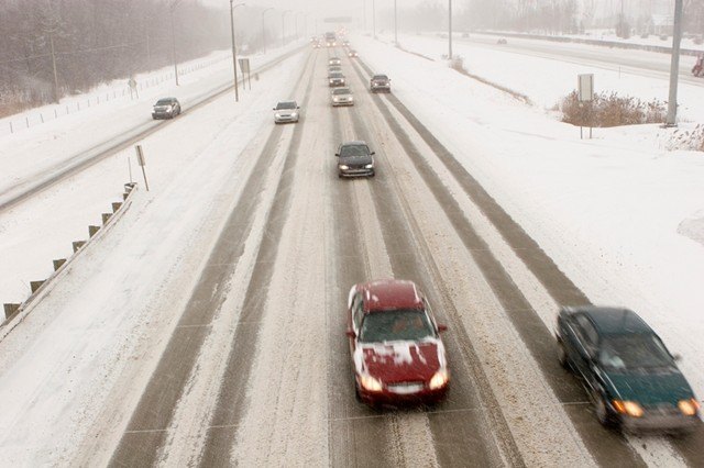 tips to ensure your car is road ready this holiday season