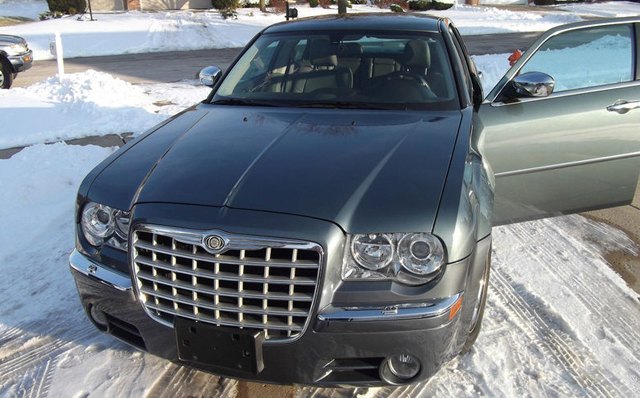 Barack Obama's 2005 Chrysler 300C For Sale For $1 Million