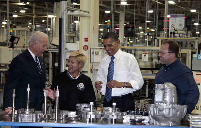 Obama "Made in America" Ad Takes Aim at Republican Bailout Criticism