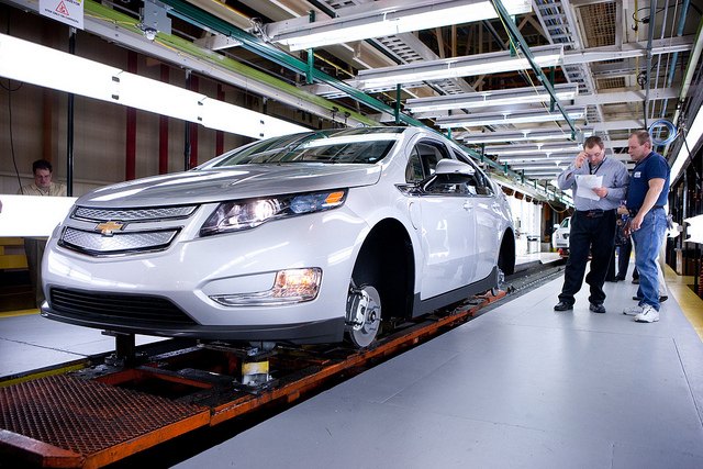 Chevrolet Volt Production Halted, Workers Temporarily Laid Off