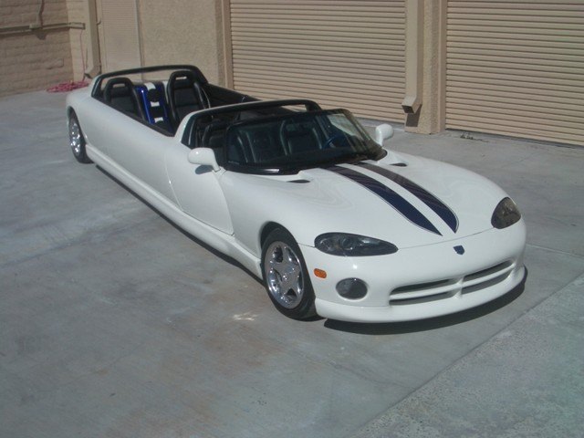 dodge viper convertible limousine to debut at sam s town 300