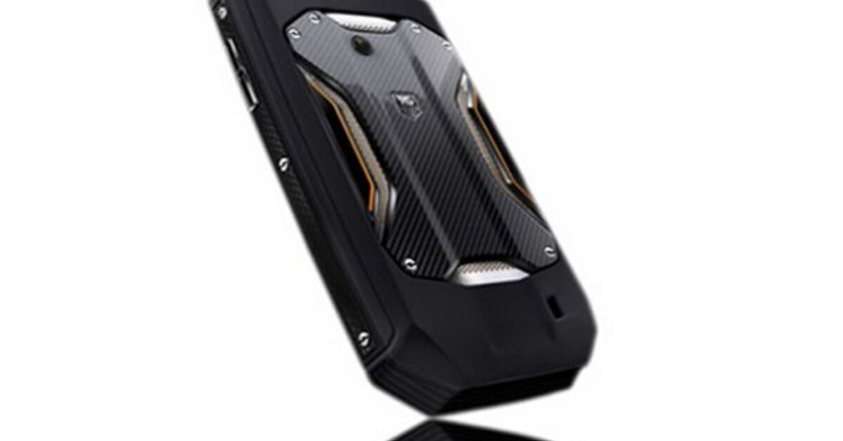 Tag Heuer's Racer Smartphone Inspired by Formula 1 and GT Racing ...