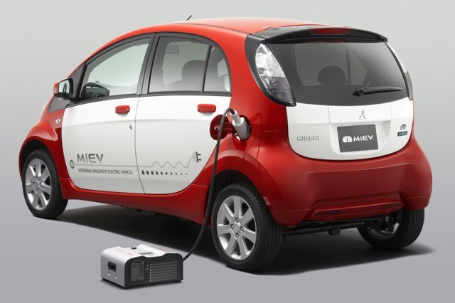 Mitsubishi I-MiEV Power Box Lets You Use Your EV as a Power Source