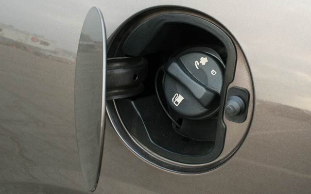 UK Looking to Integrate Cameras to Prevent Uninsured Drivers From Gassing Up