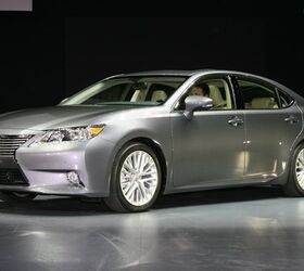 2013 lexus es300h has 200 hp and 39 mpg combined 2012 ny auto show
