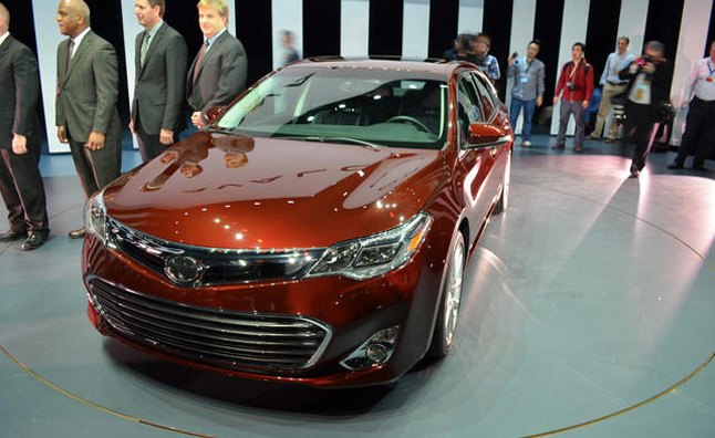 2013 Toyota Avalon Debuts New Interior Exterior Style: 2012 New York Auto Show