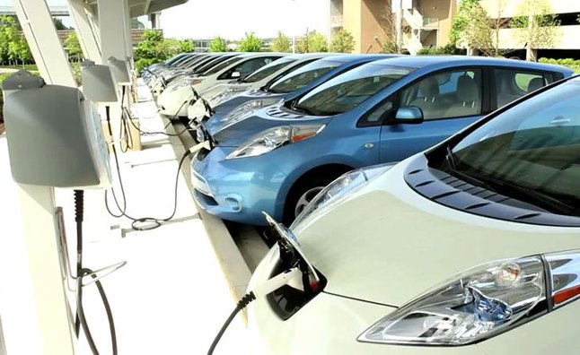 Nissan Sponsors Public EV Charging Stations in California