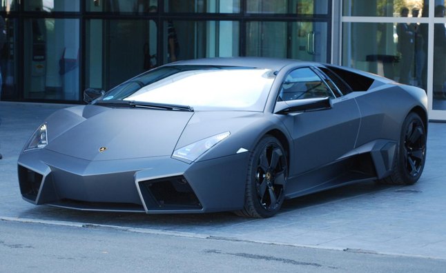 Lamborghini Reventon Expected to Sell for Over 1M