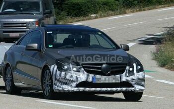 Mercedes E-Class Coupe Caught Testing in Spy Photos